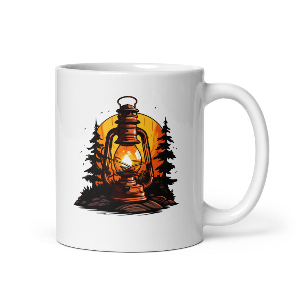 Adventure themed camping mug with lantern artwork – outdoor coffee cup UK
